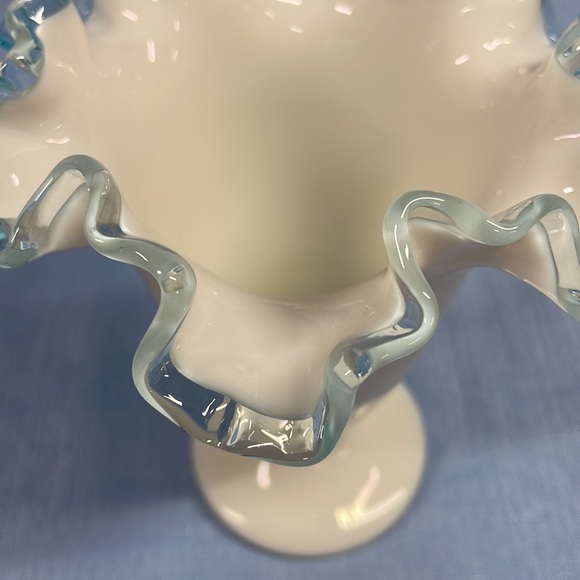 Fenton Aqua Blue Crest Ruffled Edge Milk Glass Vase 6.25" - Picture 4 of 4